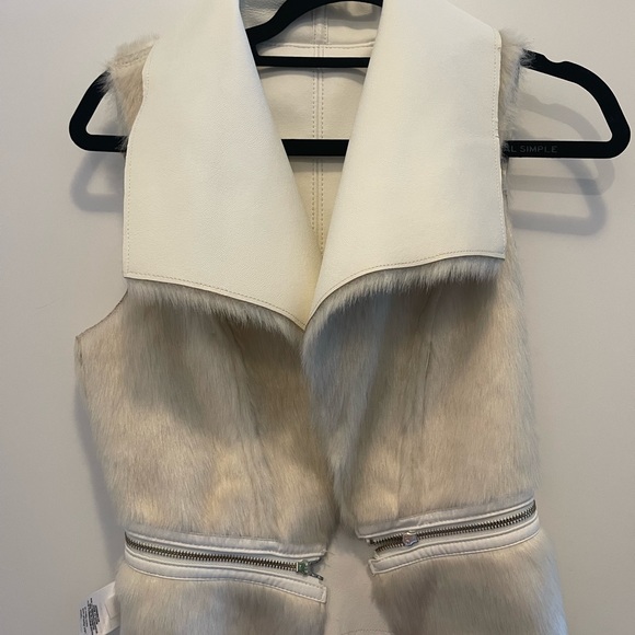 Reversible faux leather and fur vest - Picture 4 of 8
